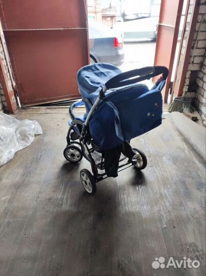 Прогулочная коляска chippolino