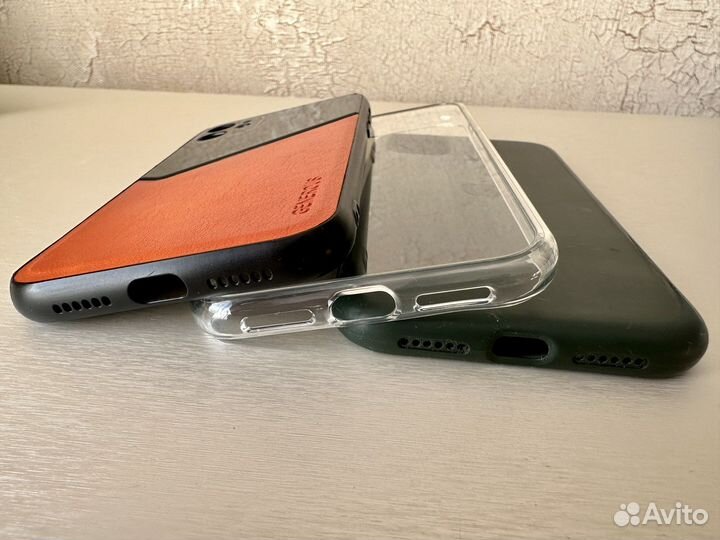 Чехол на iPhone 11