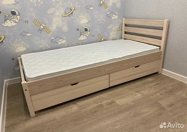 Кровать односпальная с ящиками новая