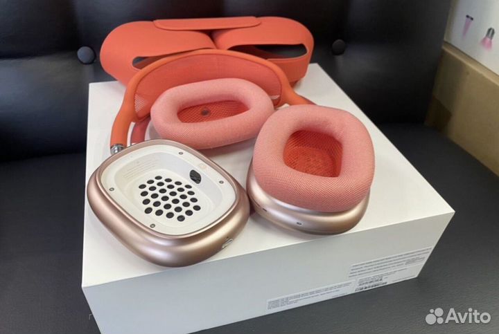 Airpods Max Pink with Red новинка