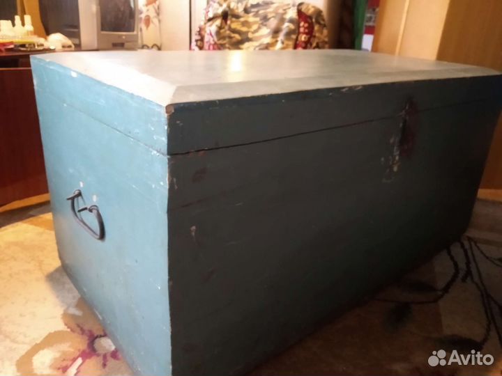 Сундук деревянный старинный, большой