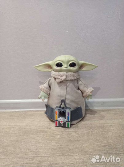 Йода Грогу мандалорец с пультом