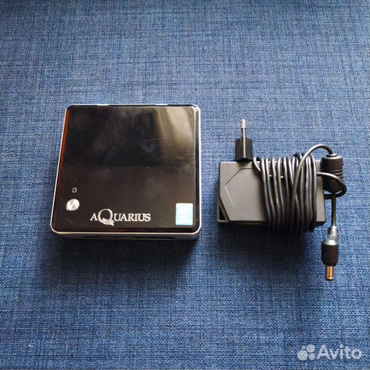 Мини компьютер Intel NUC aQuarius