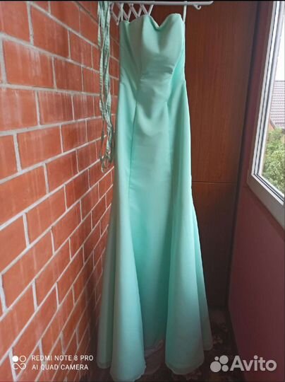 Вечернее платье