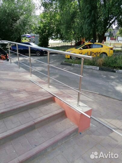 Перила для лестниц