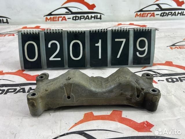 Кронштейн двигателя Citroen C4 хэтчбек 5FW (EP6)