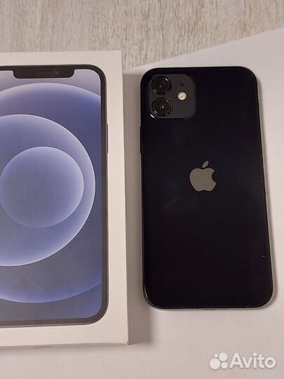 iPhone 12, 64 ГБ