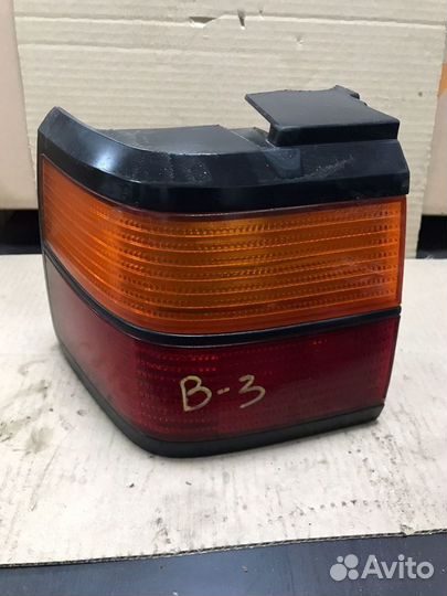 Фонарь задний правый и левый Volkswagen Passat B3