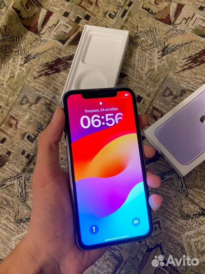 iPhone 11, 64 ГБ