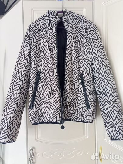 Куртка женская утеплённая (пух) 48 р двухсторонняя