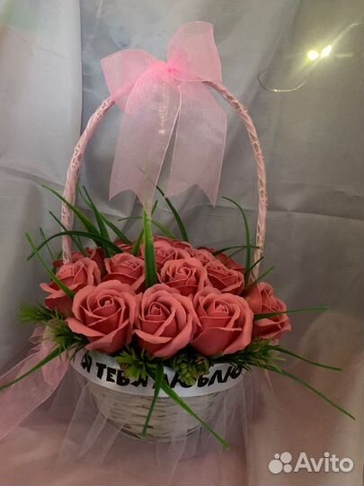 Букеты из мыльных цветов, шляпные коробки,корзины