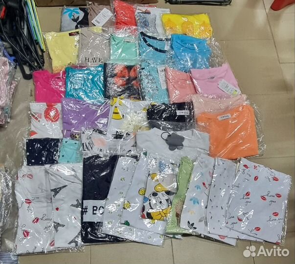 Футболка женская