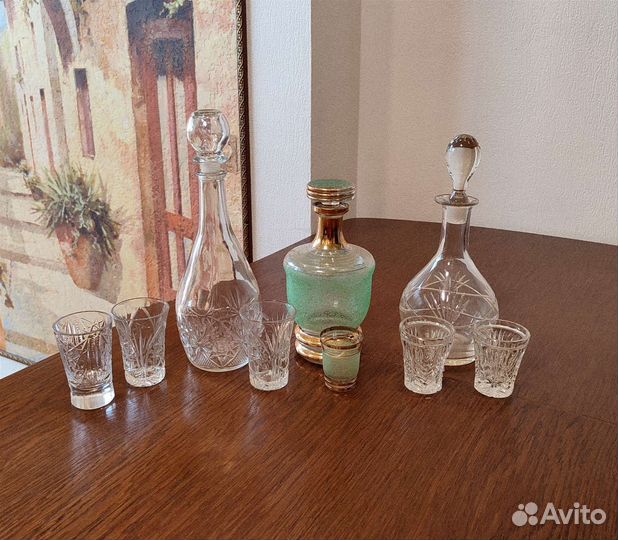 Старинные графины с рюмками СССР