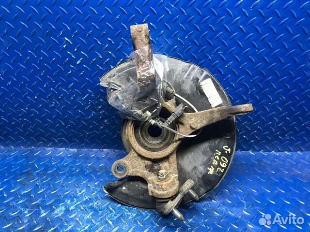 Кулак ступица передний правый Honda Cr-V 4