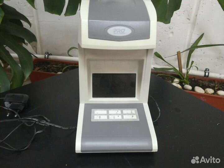 Машинка для проверки денег