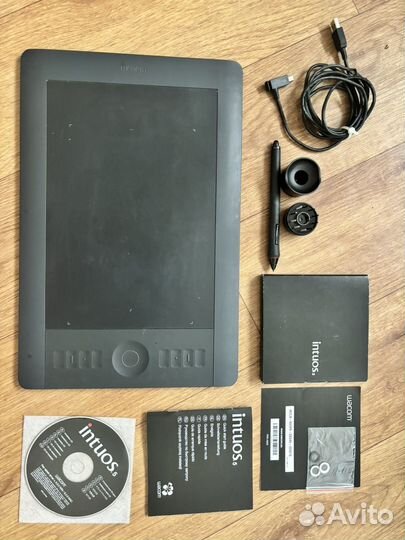 Графический планшет wacom intuos 5 m