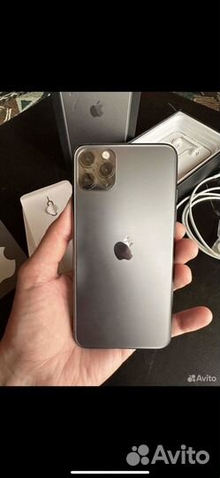 Телефон iPhone 11 pro max 64GB