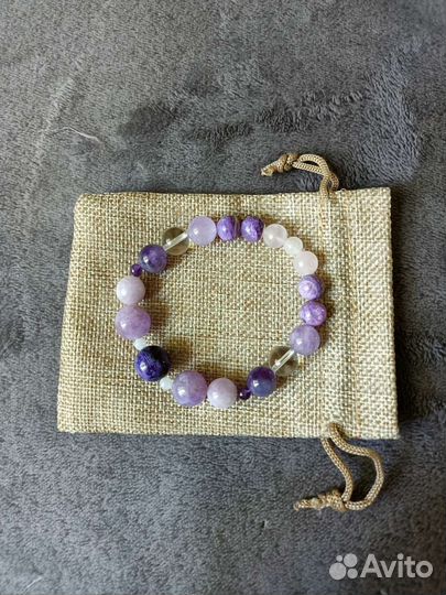 Браслет из натуральных камней: чароит, др