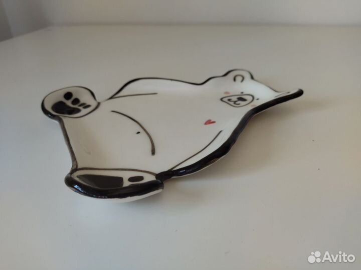 Керамическая посуда тарелка ручной работы Медведь