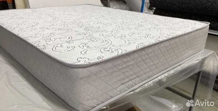 Матрас 140х200 новый с фабрики