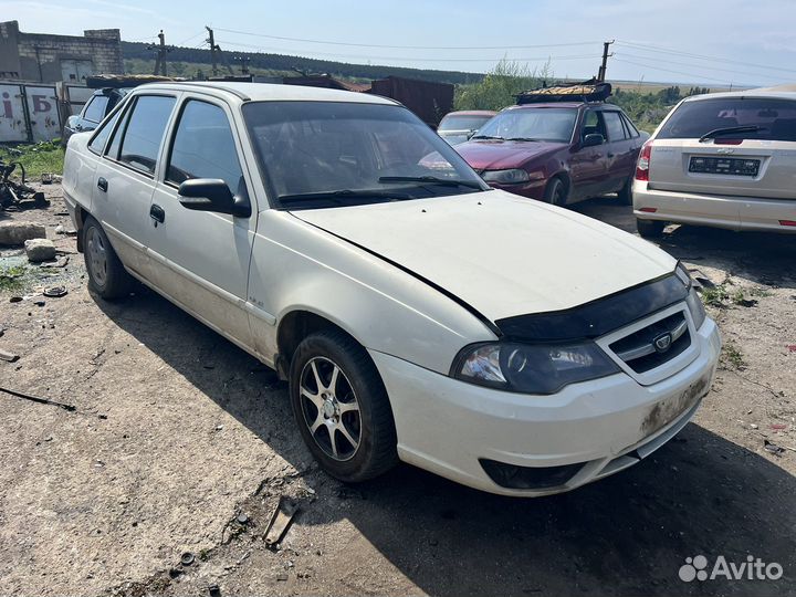 В разборке Део нексия 2013 год, 1,6