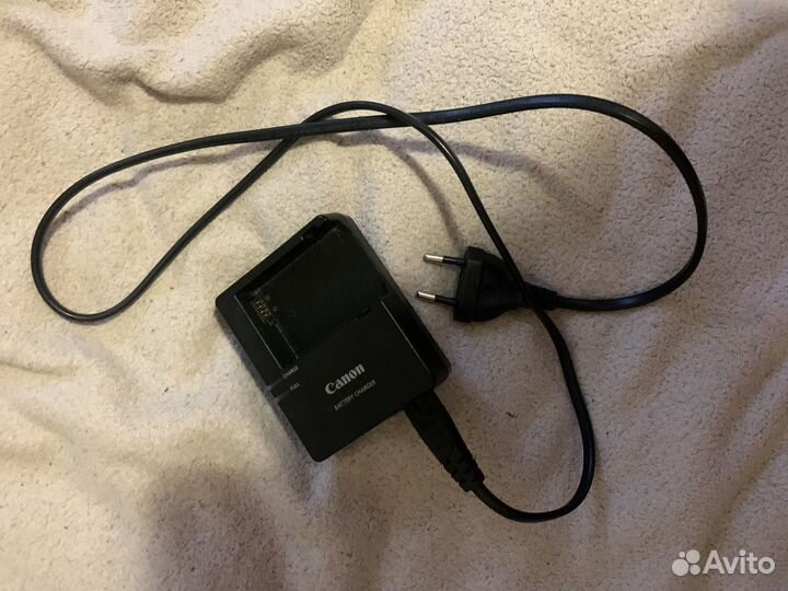 Зеркальный фотоаппарат canon 600d и nikon d5200