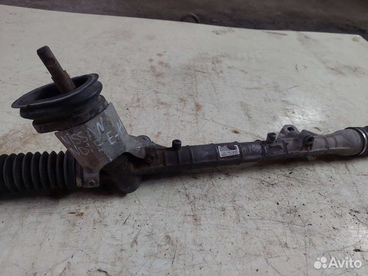Рулевая рейка на Nissan Note E11 R