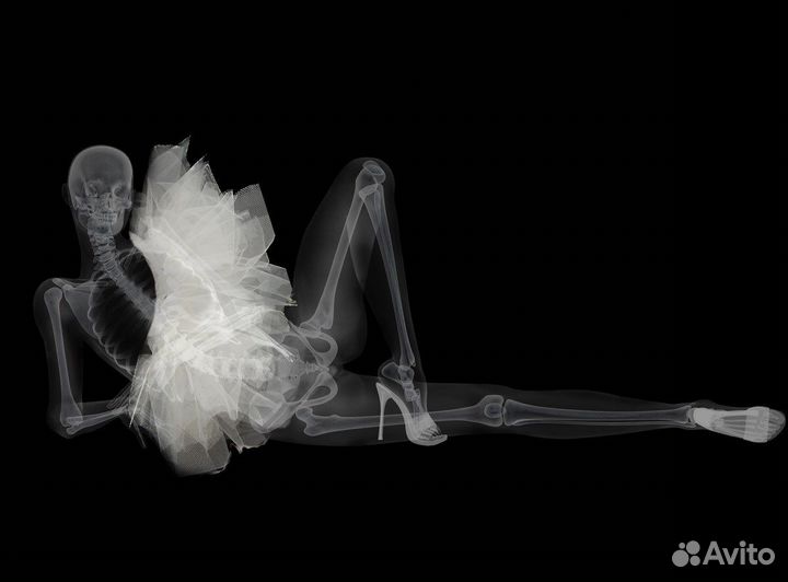 Воланы на одно плечо