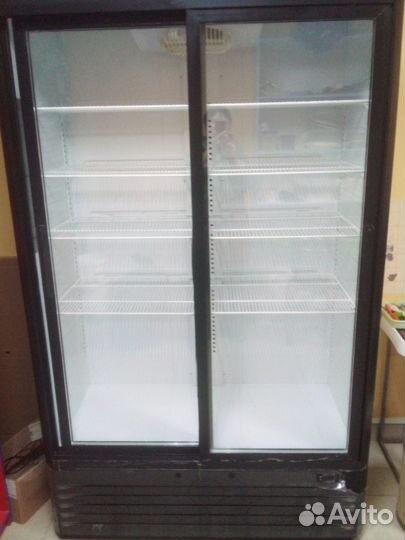 Торговое оборудование и прилавки для общепита