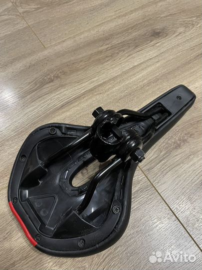 Велосипедное сиденье