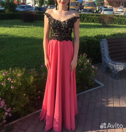 Вечернее платье