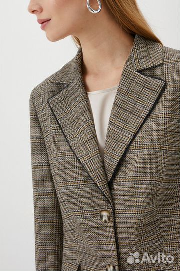 Пиджак, жакет женский 46разм
