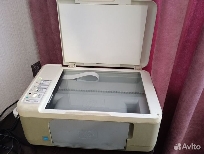 Принтер, сканер, копир, 3 в 1 HP Deskjet F2290