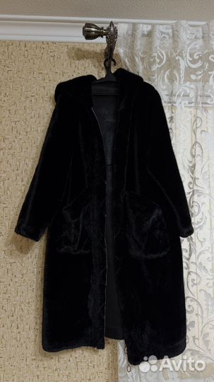 Искусственная шуба длинная с капюшоном