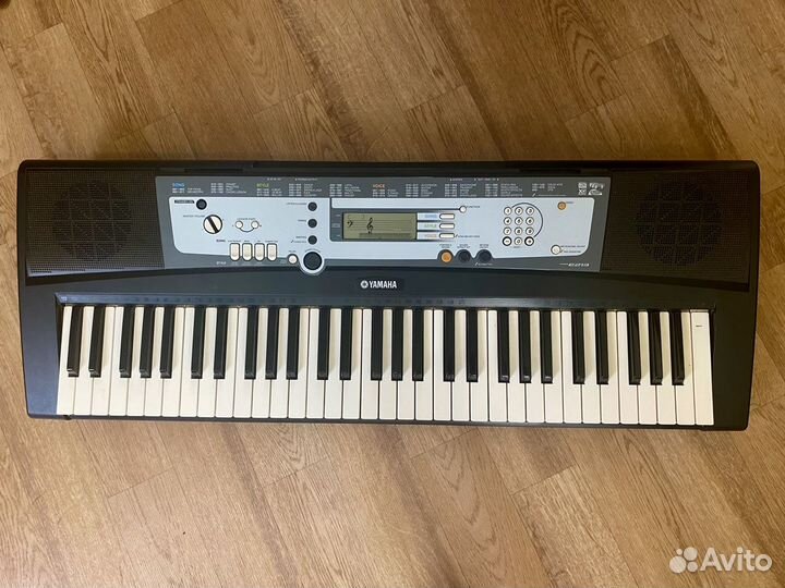 Синтезатор Yamaha PSR-E213