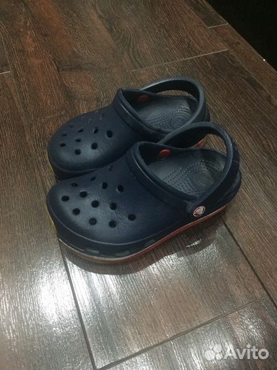 Crocs