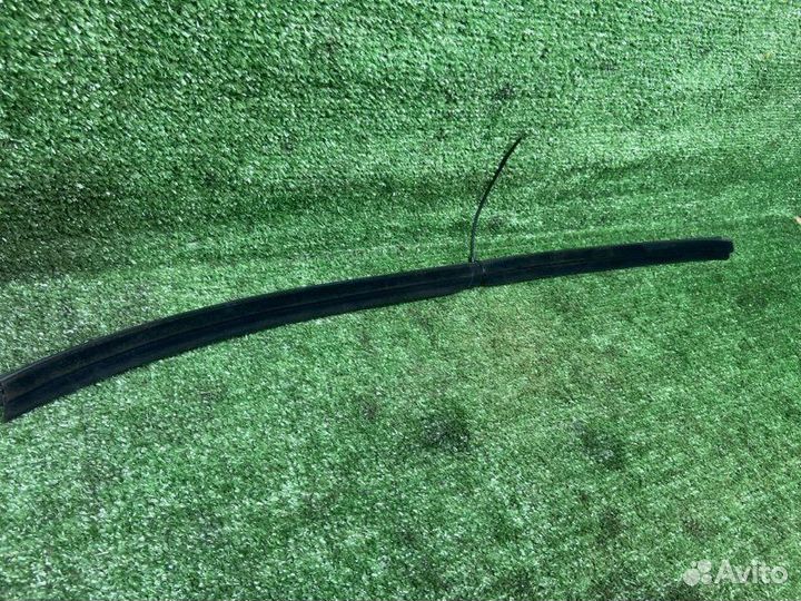 Бархотка внутреняя задняя левая Hyundai Solaris