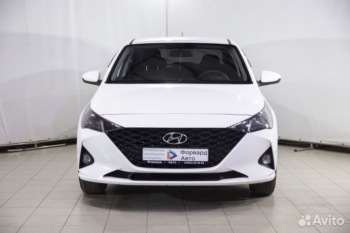 Hyundai Solaris 1.6 AT, 2021, 61 101 км