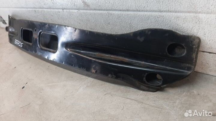 Усилитель бампера передний Mitsubishi Colt Z3