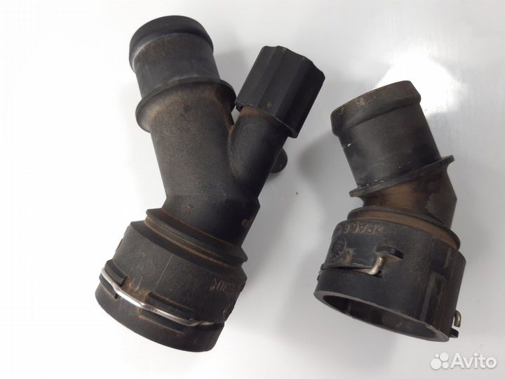 Флянец радиатора Volkswagen Golf 4