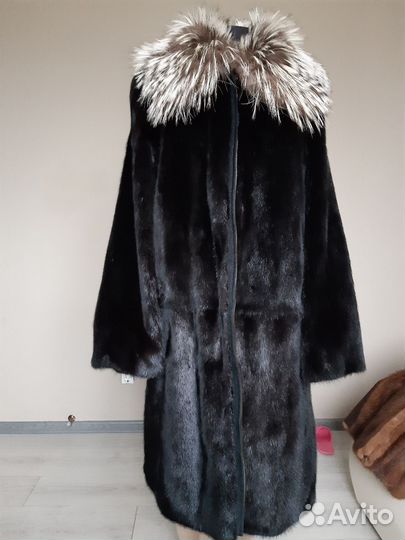 Шуба норковая чёрная 46-48 с чернобуркой