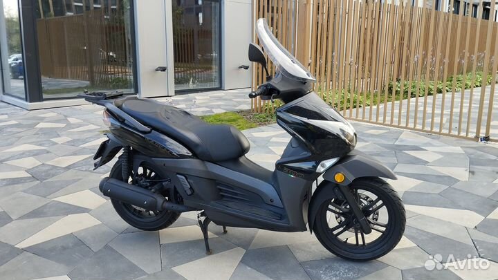 Максискутер Innocenti Radium T300