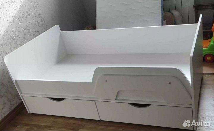 Детская кровать от 3 лет белая новая