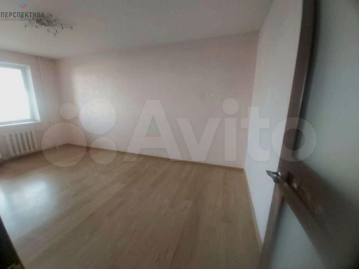 2-к. квартира, 52 м², 6/9 эт.