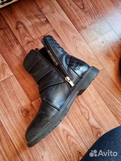 Ботинки осенние