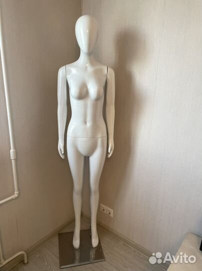 Манекен женский