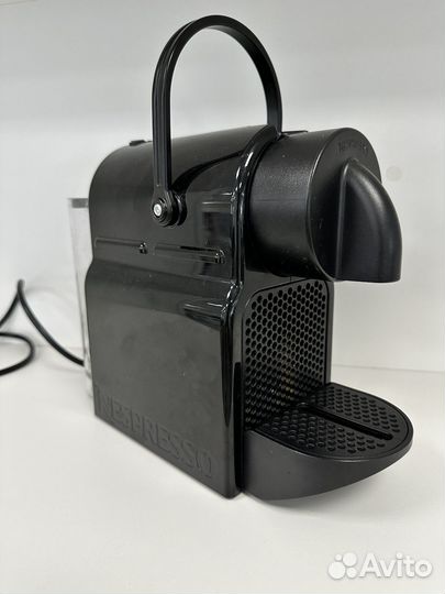 Капсульная кофеварка Delonghi Nespresso