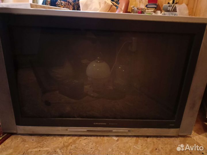 Телевизор Grundig