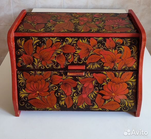 Хлебница деревянная