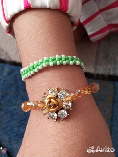 Украшения из бисера ручной работы